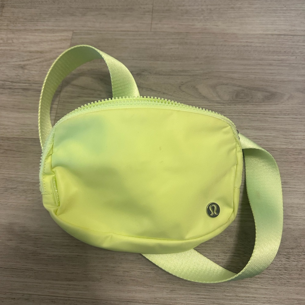 Lululemon Athletica Lime Everywhere Belt Bag